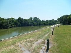 8173999292_83633950b1_m