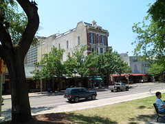 8181063174_9cfc44b7c7_m