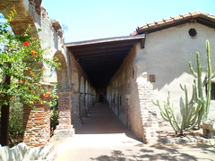 8205262877_35de81c3b0_m