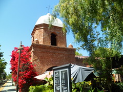 8206743418_8a63a10cd1_m