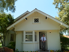 8206910926_3ceea01ae0_m