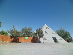 8232658675_14b08e5e8d_m