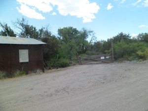 This property is mostly abandoned. The owner supposedly just shows up once in a blue moon.