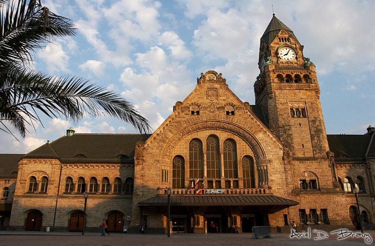 20050722021116_metz train station