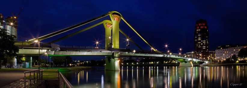 frankfurt-floesserbruecke-1-9a8621b5-87f2-4a5a-a1e2-fbe0f0111088