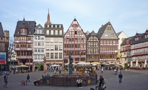 Frankfurt_Römerberg_Ostzeile